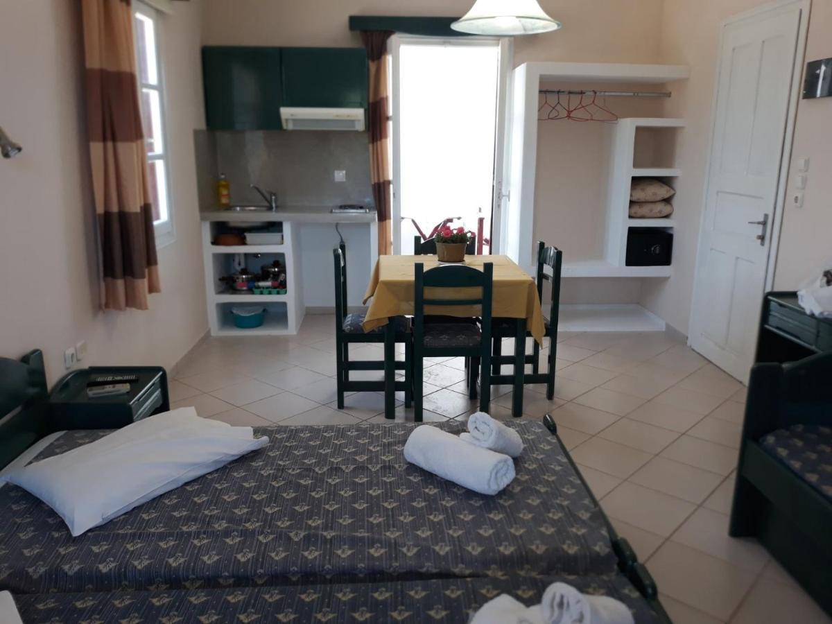 Joanna'S Rooms On The Beach Pláka Exterior foto